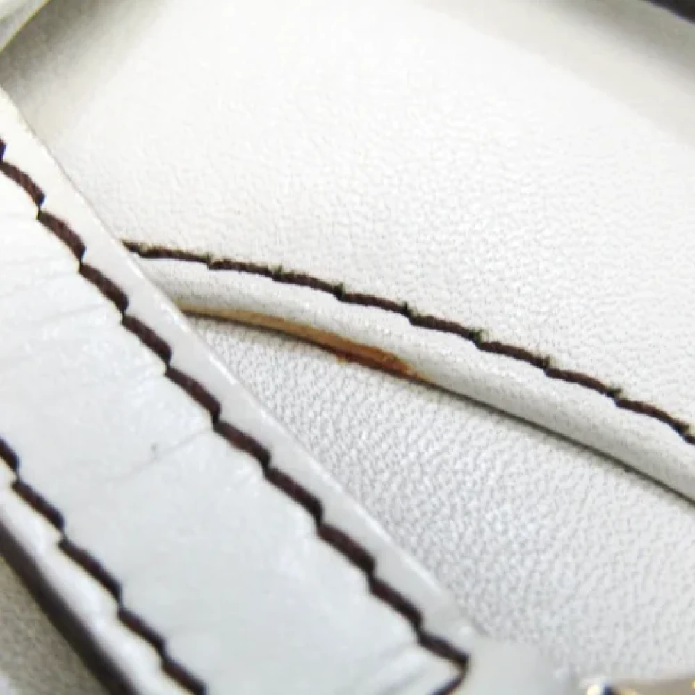 Dior Vintage Pre-owned Leather clutches White Dames