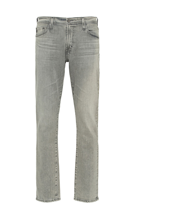 slim-fit-jeans
