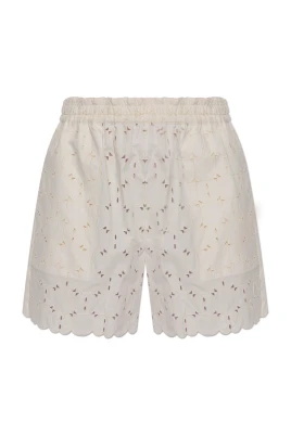 Shorts med spetsdetaljer