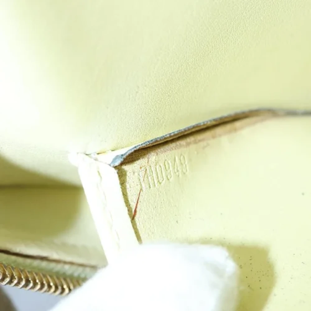 Louis Vuitton Vintage Pre-owned Leather backpacks Yellow Dames