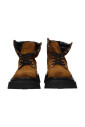bottines-en-daim-a-lacets
