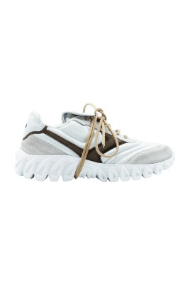 white-leather-sneaker-modern-design