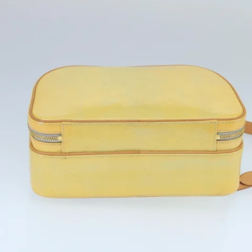 Louis Vuitton Vintage Pre-owned Leather backpacks Yellow Dames