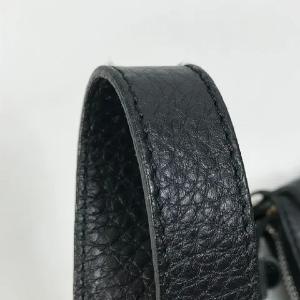Salvatore Ferragamo Pre-owned Leather shoulder-bags Black Dames