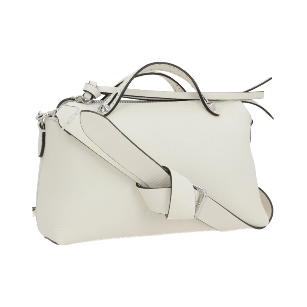 Fendi Witte IJs Gehamerd Leren Schoudertas White Dames
