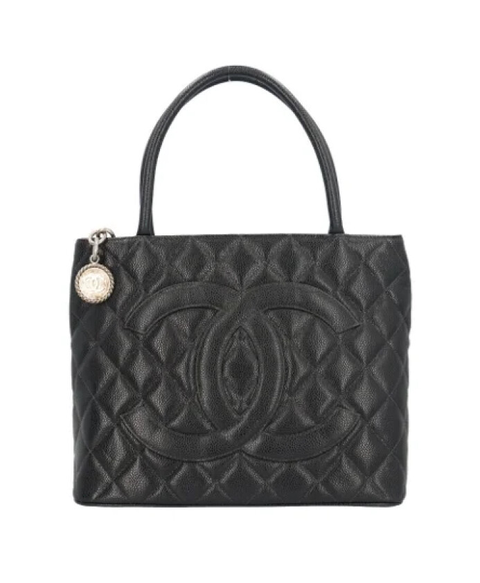 pre-owned-cuir-sacs-main