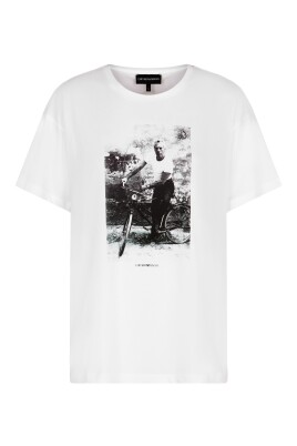lightweight-cotton-jersey-t-shirt-with-photographic-print