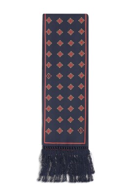 silk-scarf-with-optical-pattern