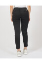 zwarte-carrot-mom-fit-broek