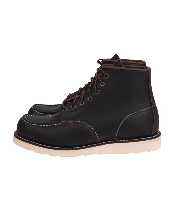 moc-toe-boots