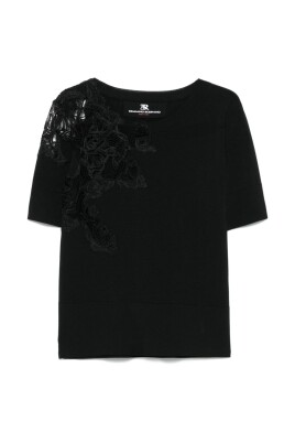 black-crew-neck-t-shirts-and-polos