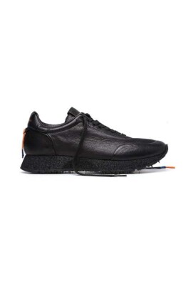 sneaker-colore-avec-semelle-en-caoutchouc