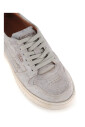 baskets-en-daim-gris-clair