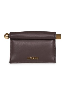 chic-leather-shoulder-bag