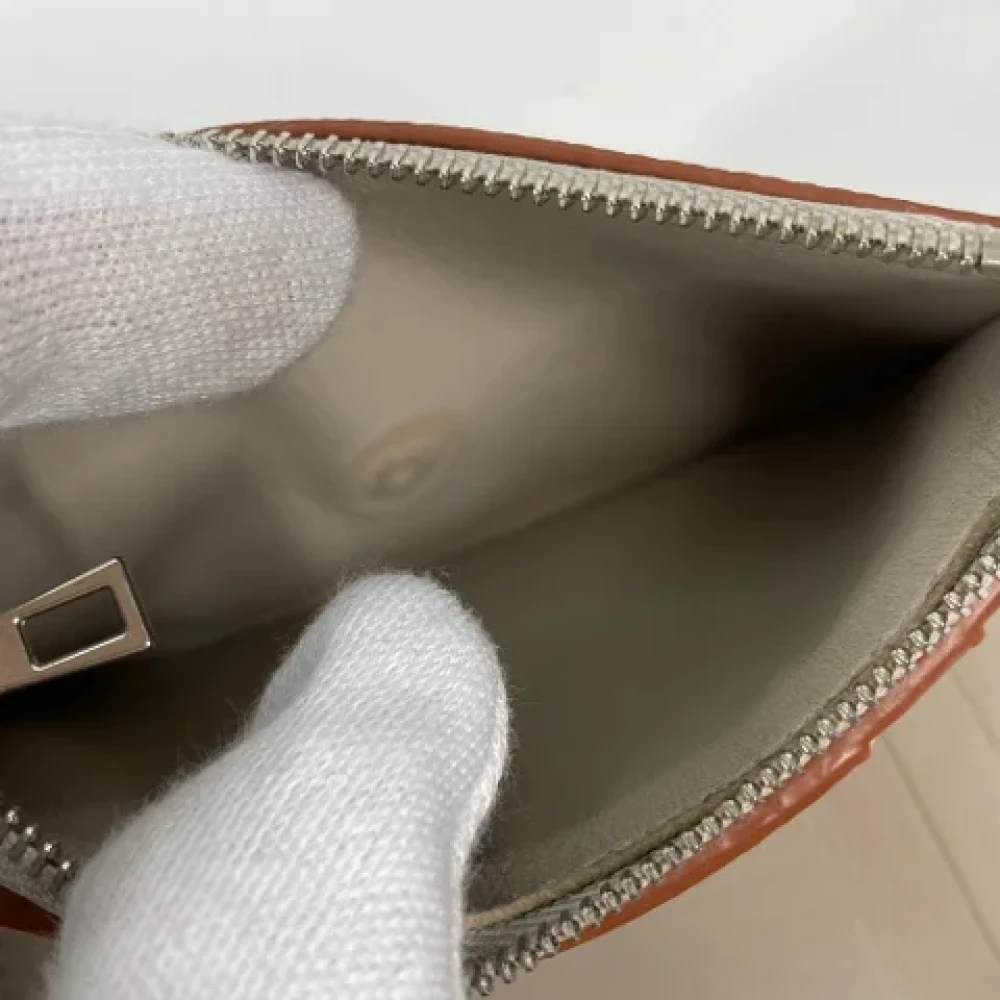 Loewe Pre-owned Leather wallets Beige Dames