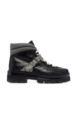 lace-up-ankle-boots