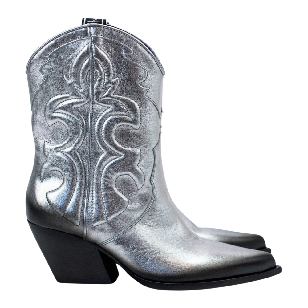 Shoes > Boots > Cowboy Boots - - Elena Iachi - Modalova