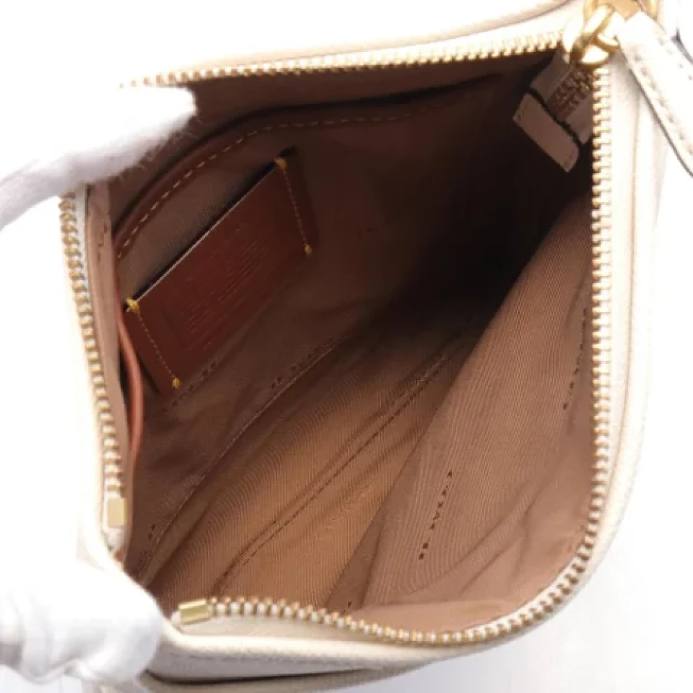 Coach Pre-owned Leather shoulder-bags Beige Dames