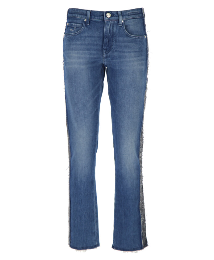 jean-en-denim-bleu-clair