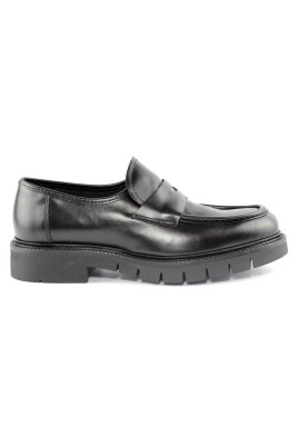black-leather-loafer-shoe