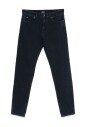 jeans-en-denim-classiques-pour-un-usage-quotidien