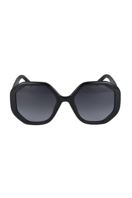 black-sunglasses-807-stylish-model