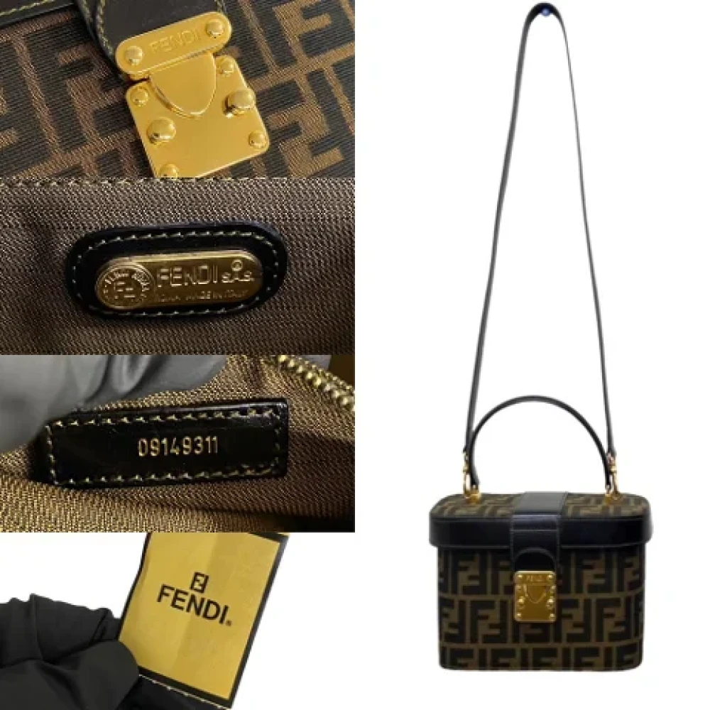 Fendi Vintage Pre-owned Canvas handbags Brown Dames