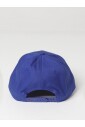casquette-de-baseball-bleue-patch-accessoire-elegant