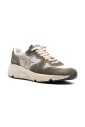 running-sole-sneakers