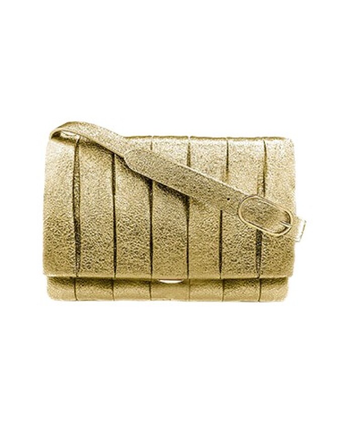 gold-laminated-stylish-earrings
