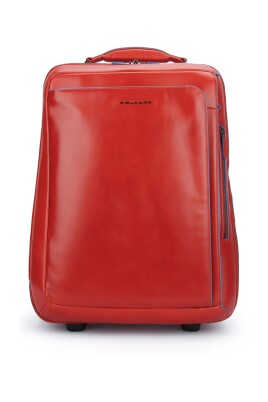 dator-och-ipad-pro-trolley-cabin