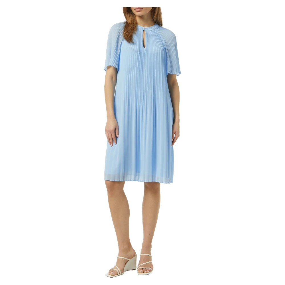 comma Stromende Geplisseerde Jurk van Chiffon Blue Dames