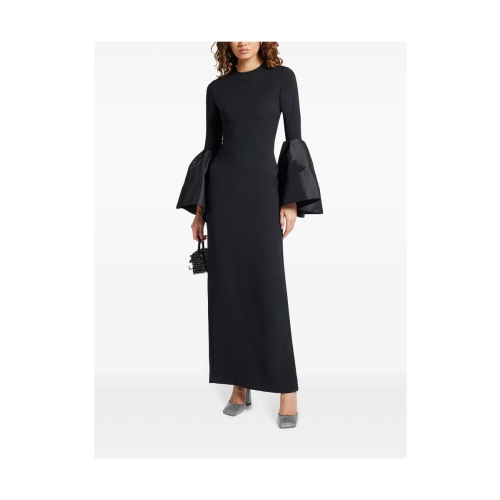 Solace London Zwarte Jurk met Wijduitlopende Manchetten en Ronde Hals Black Dames