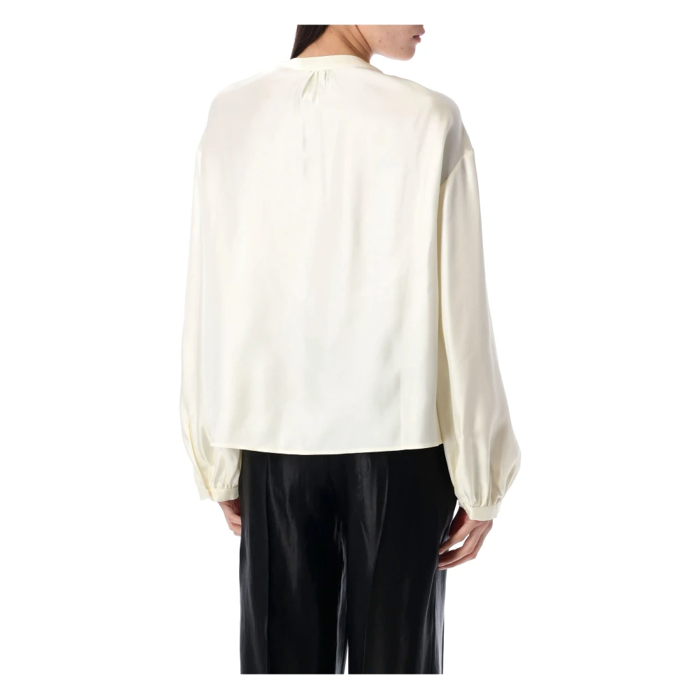 Loulou Studio Zijden Shirt Zacht Vanille Ronde Hals Beige Dames