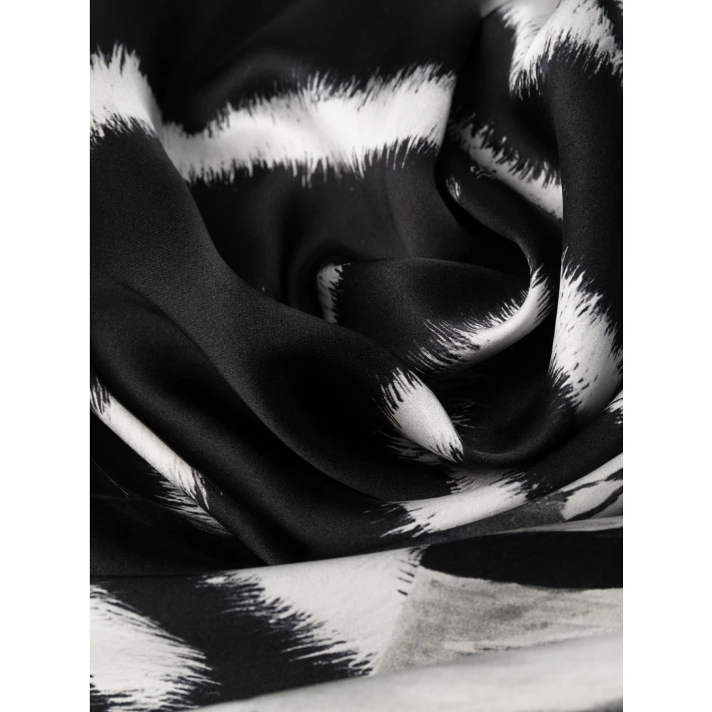 Dolce & Gabbana Zebra Strandjurk Stijlvol en Comfortabel Black Dames