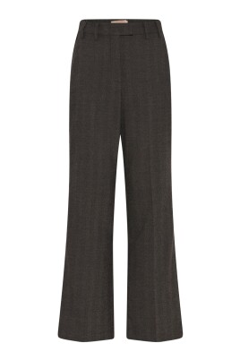 wide-trousers