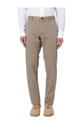 beige-relaxed-fit-chinos-pants