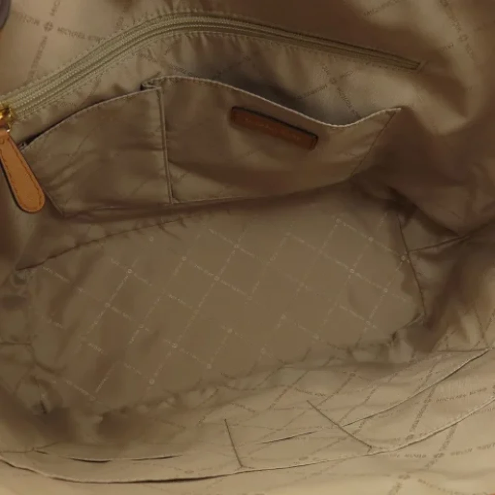 Michael Kors Pre-owned Canvas shoulder-bags Brown Dames