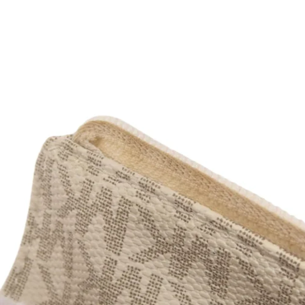 Michael Kors Pre-owned Fabric handbags Beige Dames