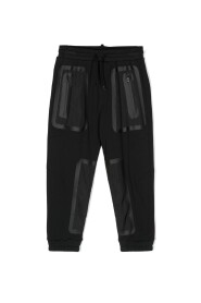 Czarne Spodnie - Stylowy Model