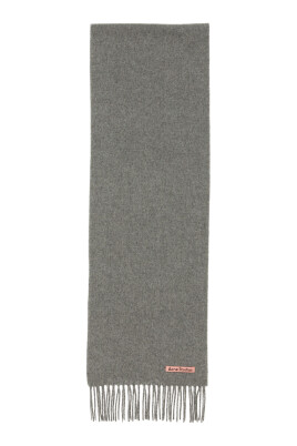 grey-wool-scarf-with-fringes