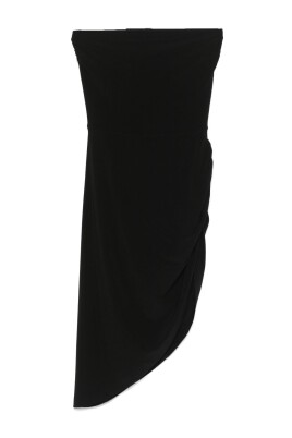 elegant-black-dress-with-side-slit