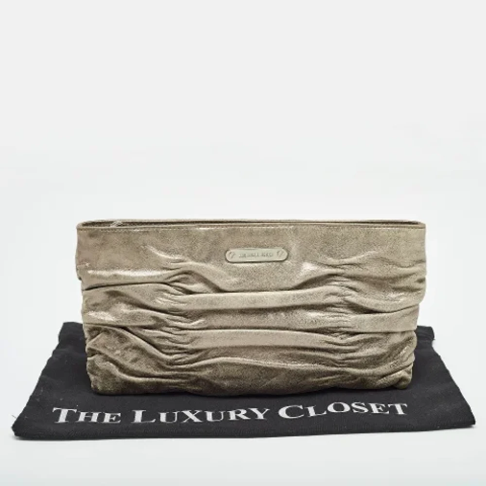 Michael Kors Pre-owned Leather clutches Gray Dames