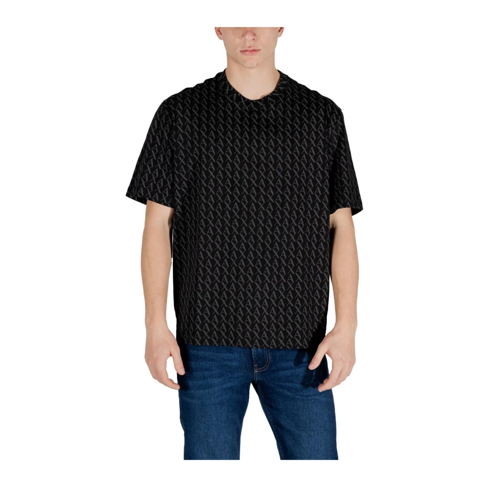 Armani Exchange Svart Enkel T-Shirt Med Korta Ärmar Och Rund Hals