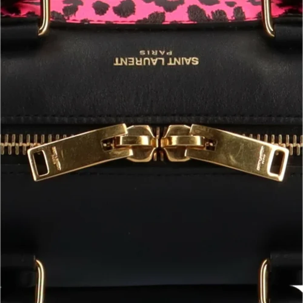 Yves Saint Laurent Vintage Pre-owned Fabric shoulder-bags Pink Dames