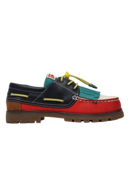 stylish-moccasin-shoes-for-camping