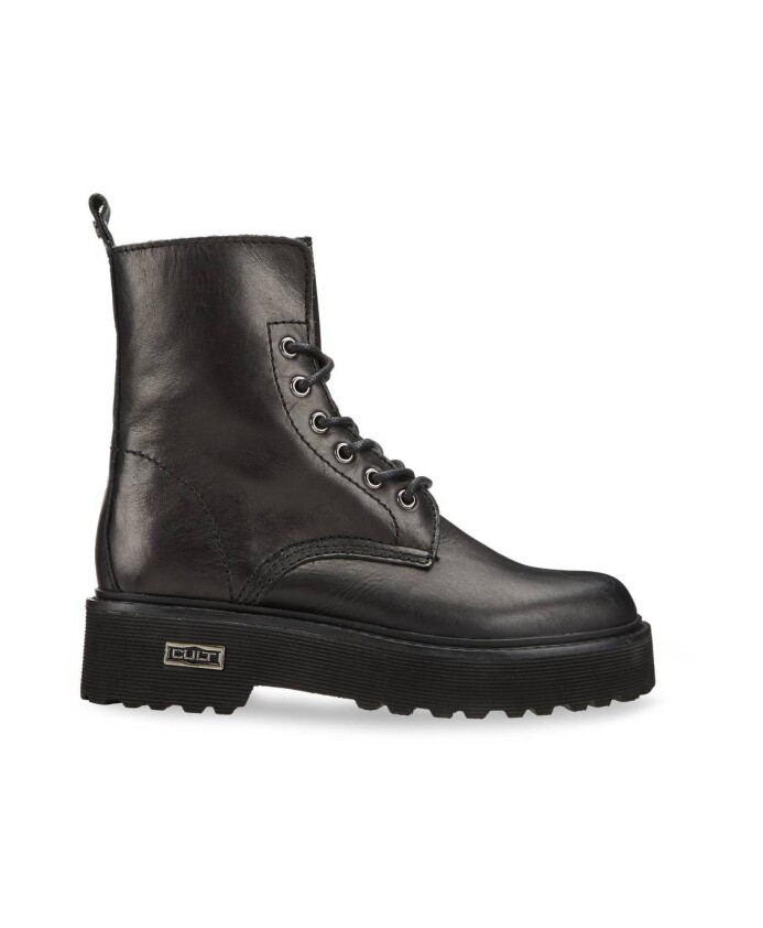 bottes-a-lacets