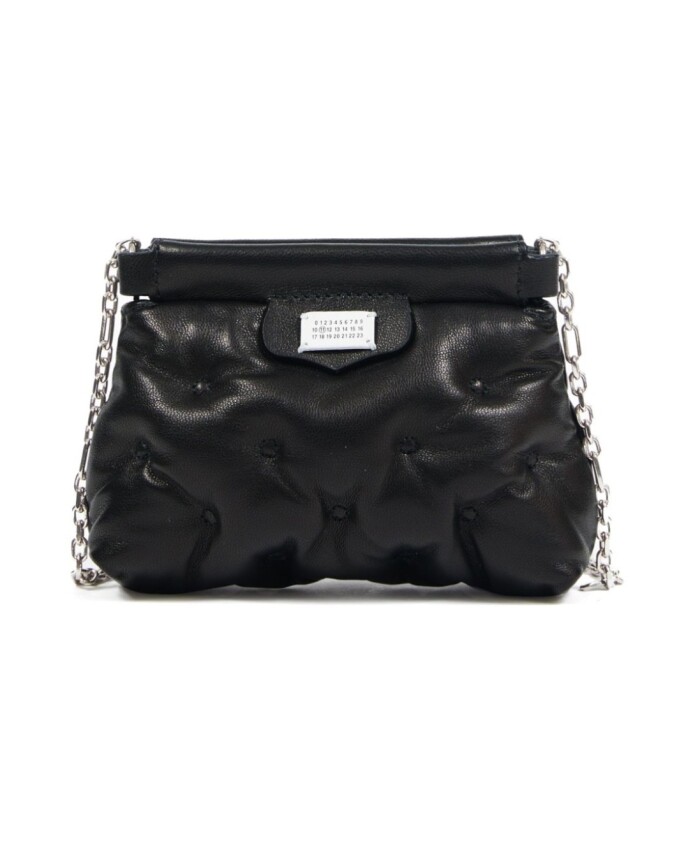 petits-articles-en-cuir-noirs