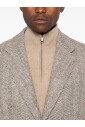 manteau-classique-en-laine-a-deux-boutons