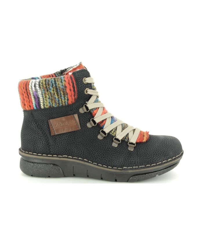 bottines-a-lacets